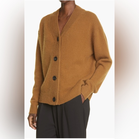 CO Cashmere Cardigan - Picture 4 of 9